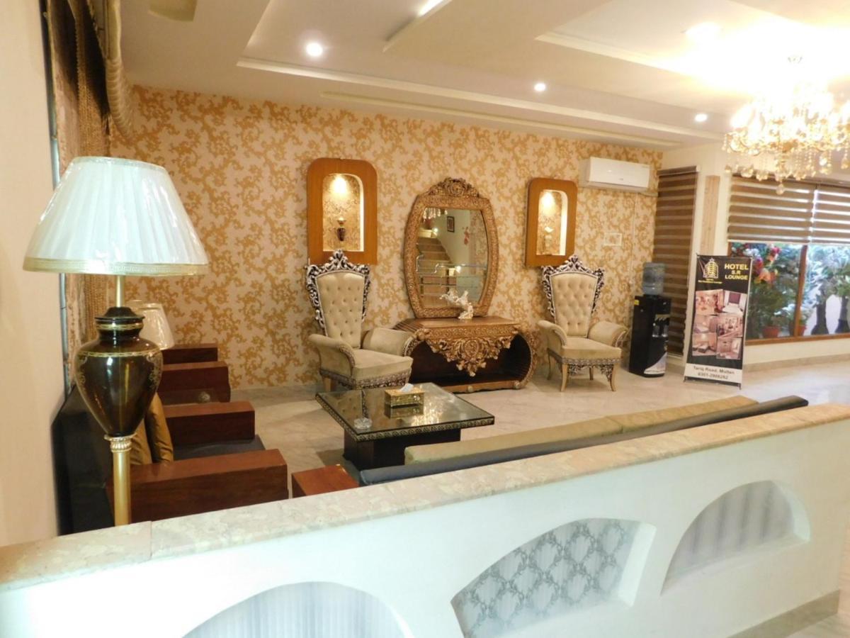 Hotel S.R. Lounge Multan Exterior foto