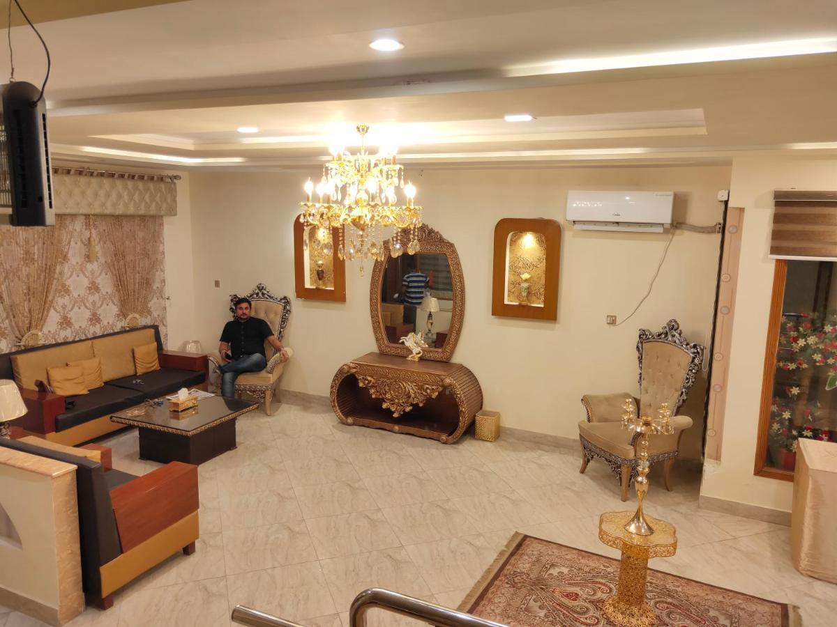 Hotel S.R. Lounge Multan Exterior foto