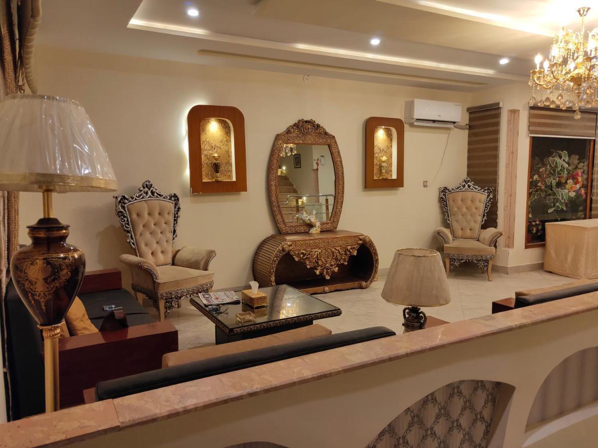 Hotel S.R. Lounge Multan Exterior foto